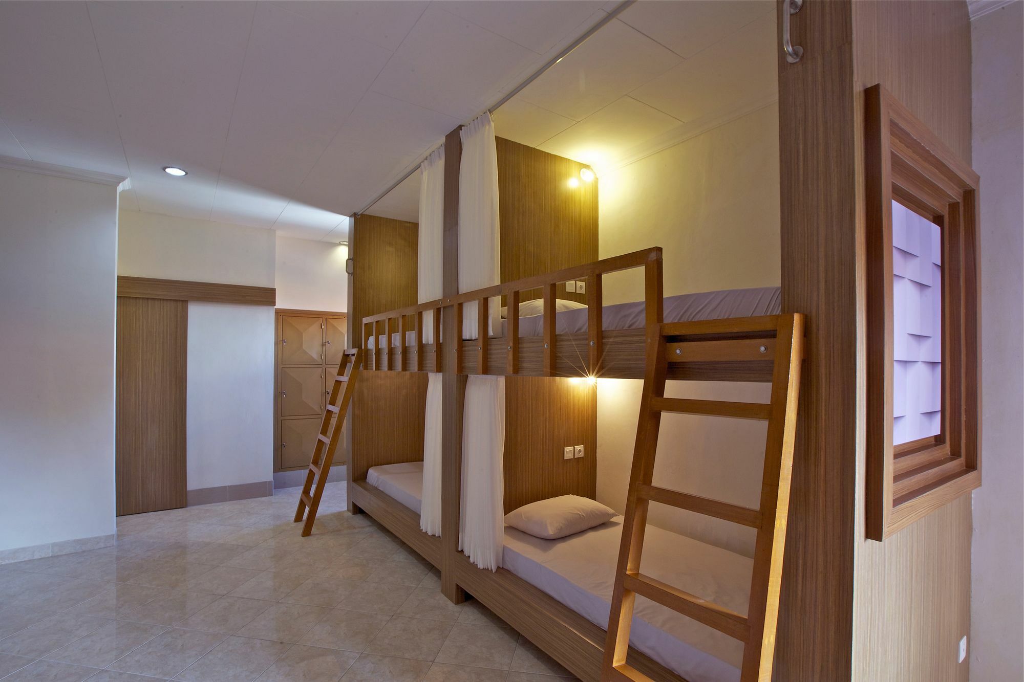 Kuta Dormitory At Simpang Inn Ngoại thất bức ảnh